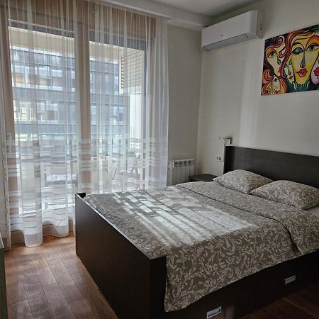 West 65 Apartment Beograd Eksteriør billede