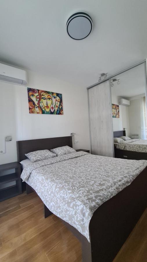 West 65 Apartment Beograd Eksteriør billede